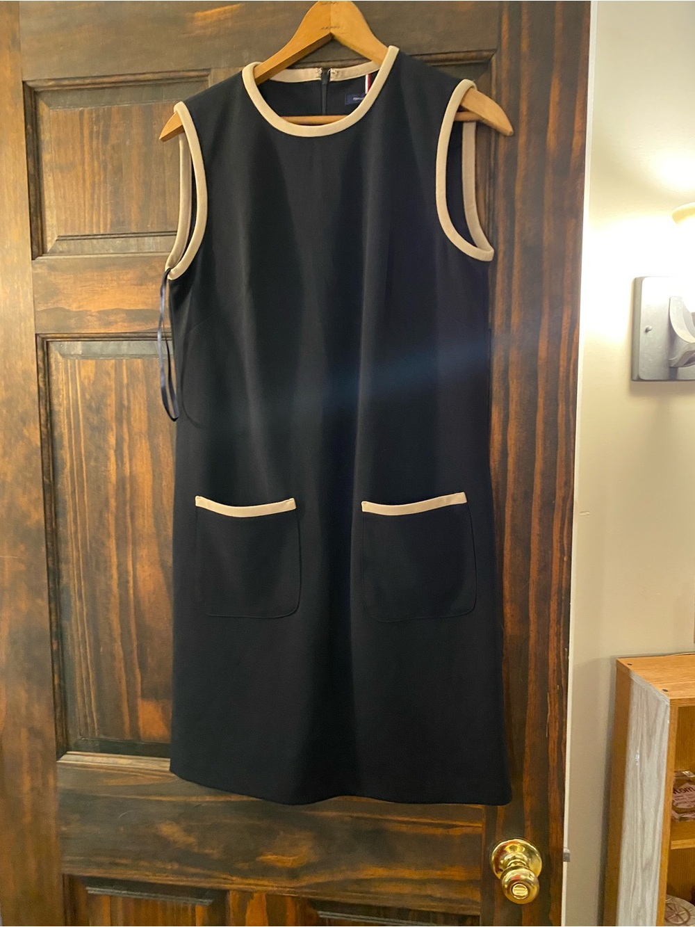 Tommy Hilfiger Black Sleeveless Shift Dress with Cream Trim